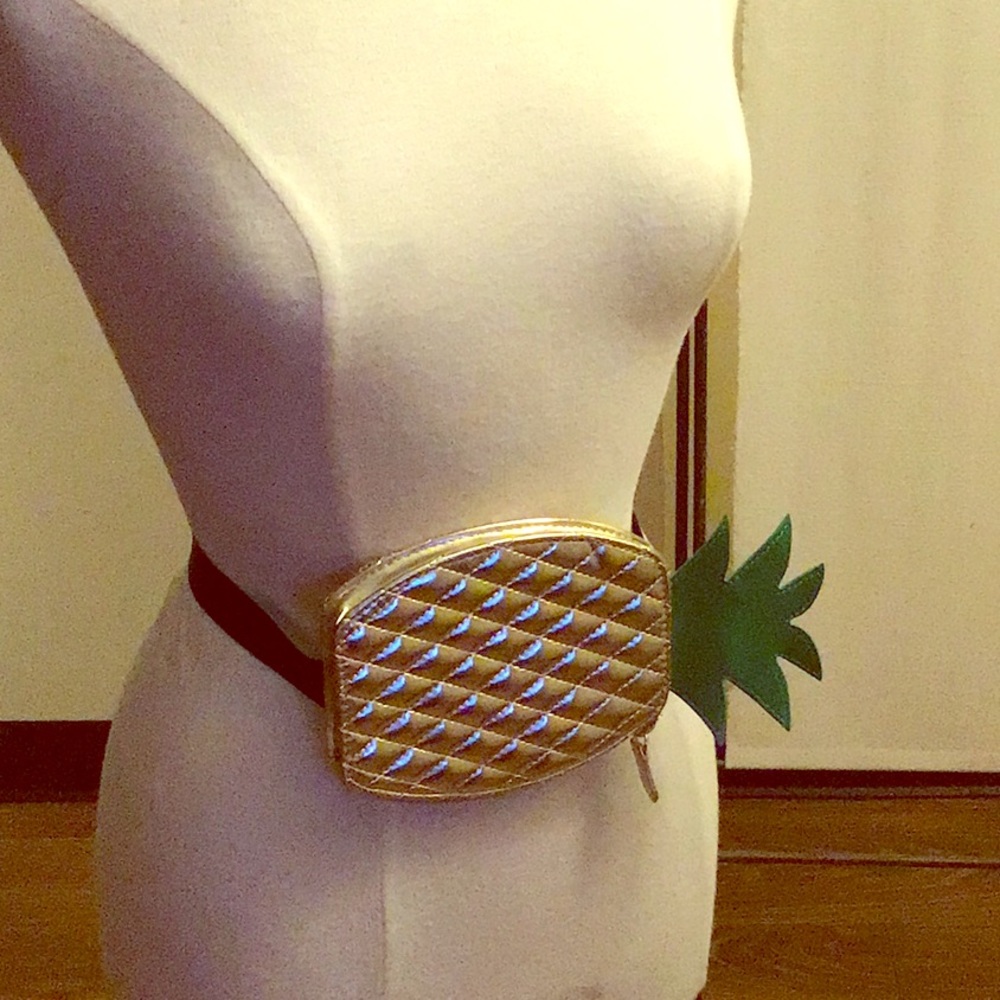 Pineapple Fannypack